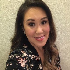 Meet your Posher, Alicia